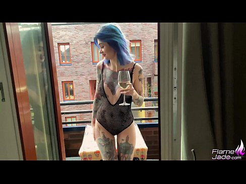 ❤️ Hiiglaslik tüdruk imeb neeluga ja keppib kirglikult vaba taeva all ️❌ Koduporno at porn et.com-porn-hat.ru ☑